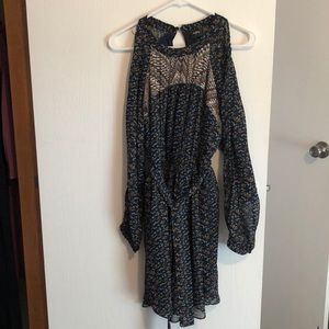 Day Trip Cold shoulder shift dress